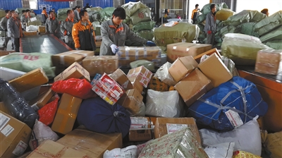2013安全支付在線調(diào)查報告昨發(fā)布 超八成網(wǎng)購者月均消費超500元