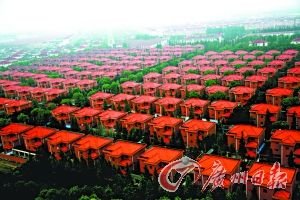 華西村轉(zhuǎn)型發(fā)展旅游業(yè) 用3億黃金裝點酒店