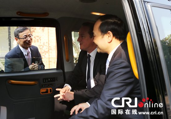 英國首相卡梅倫會(huì)見李書福：中英合作帶來雙贏