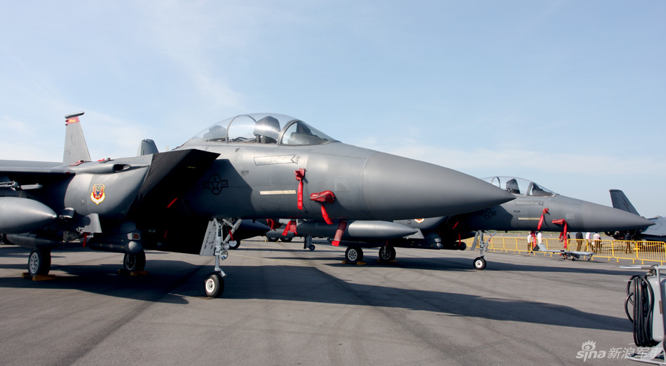 美國空軍展示兩架F－15E攻擊鷹戰斗轟炸機