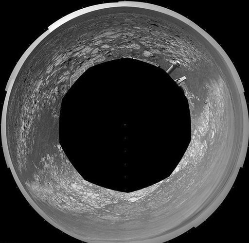 “機遇”號火星車發回精彩圖片 登陸8年仍性能良好