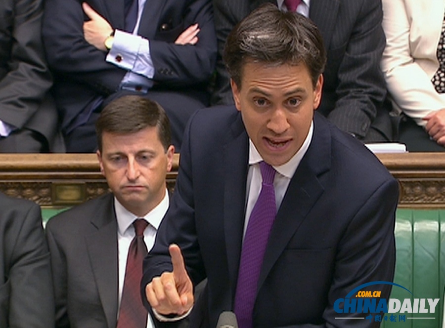 英國首相卡梅倫不敵議會反對 暫時擱置干預提議