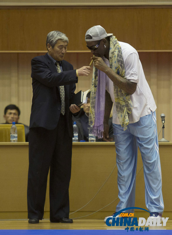 前NBA明星隊(duì)朝鮮籃球場練習(xí) 備戰(zhàn)友誼賽為金正恩慶生