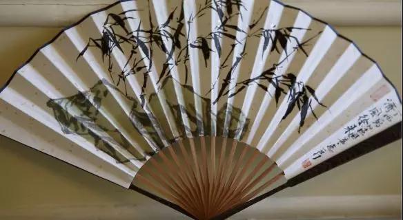五百年來首次！劍橋大學國王學院合唱團發布中文歌曲，這兩首歌是……