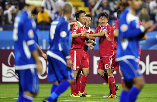 亞洲杯：中國隊(duì)2:0完勝10人科威特 取得開門紅